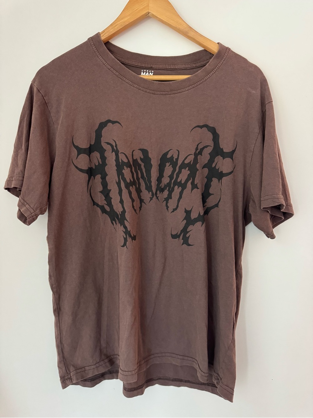 Urban Man Savage World Tour Graphic Tee Brown Faded Metal Font Small S